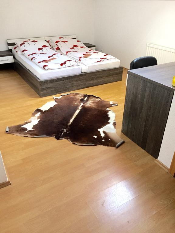 City Bridge Guest House Біхач Екстер'єр фото