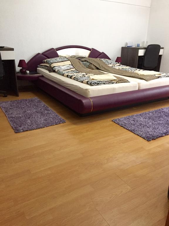 City Bridge Guest House Біхач Екстер'єр фото